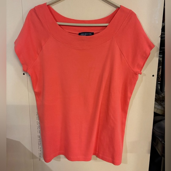Jones New York Tops - Jones New York Coral Short-Sleeve Tee